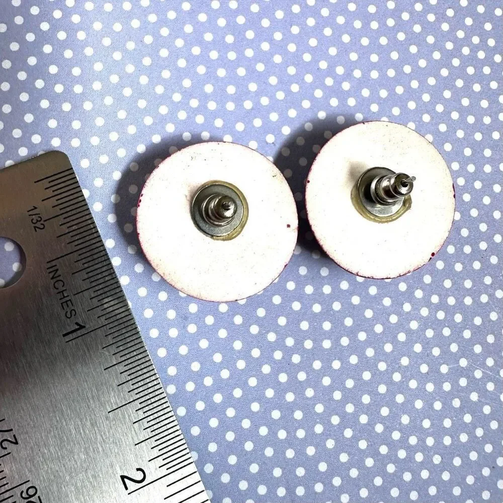 Pink vintage round post earrings